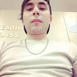 Meet your Posher, Henry